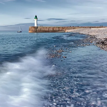 Apartment Meuble En Plein Coeur De St Valery En Caux